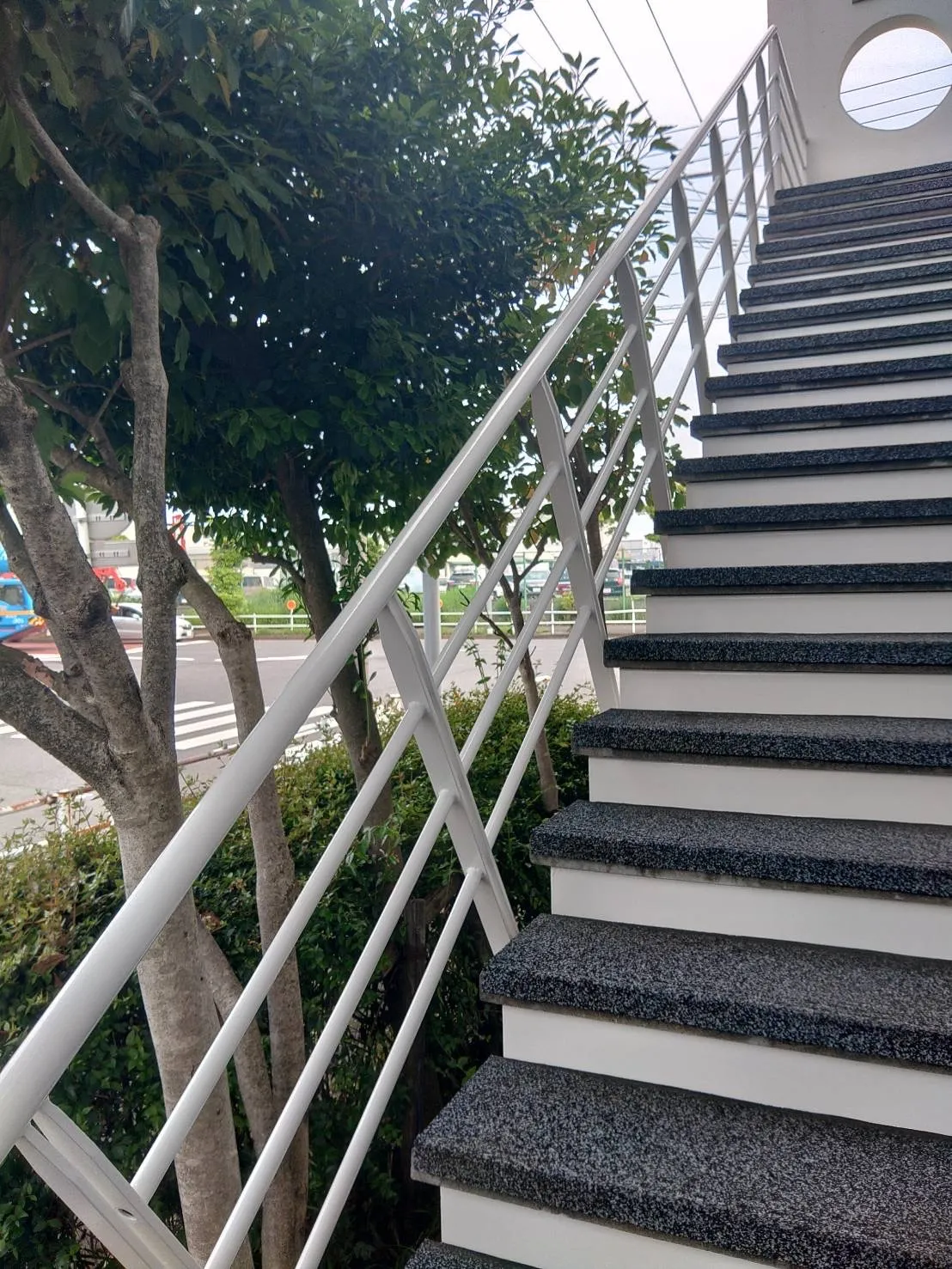 江東区　鉄部塗装　階段