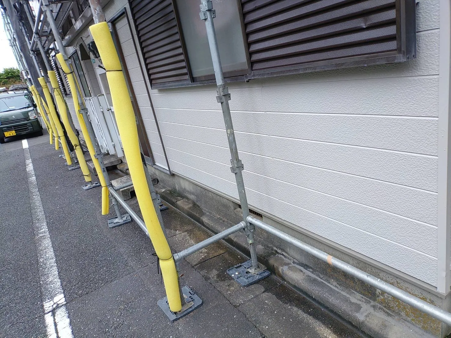 江戸川区　外壁・屋根塗装　アパート(3階建て)